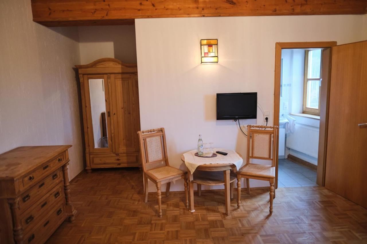 Wirtshaus Im Schloss Fuersteneck Fursteneck Esterno foto